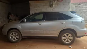 Car 2007 White