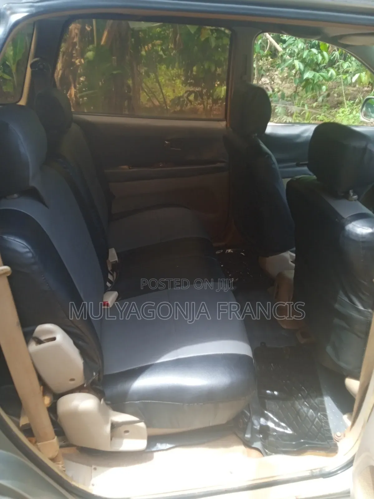 Toyota Gaia 2002 Silver