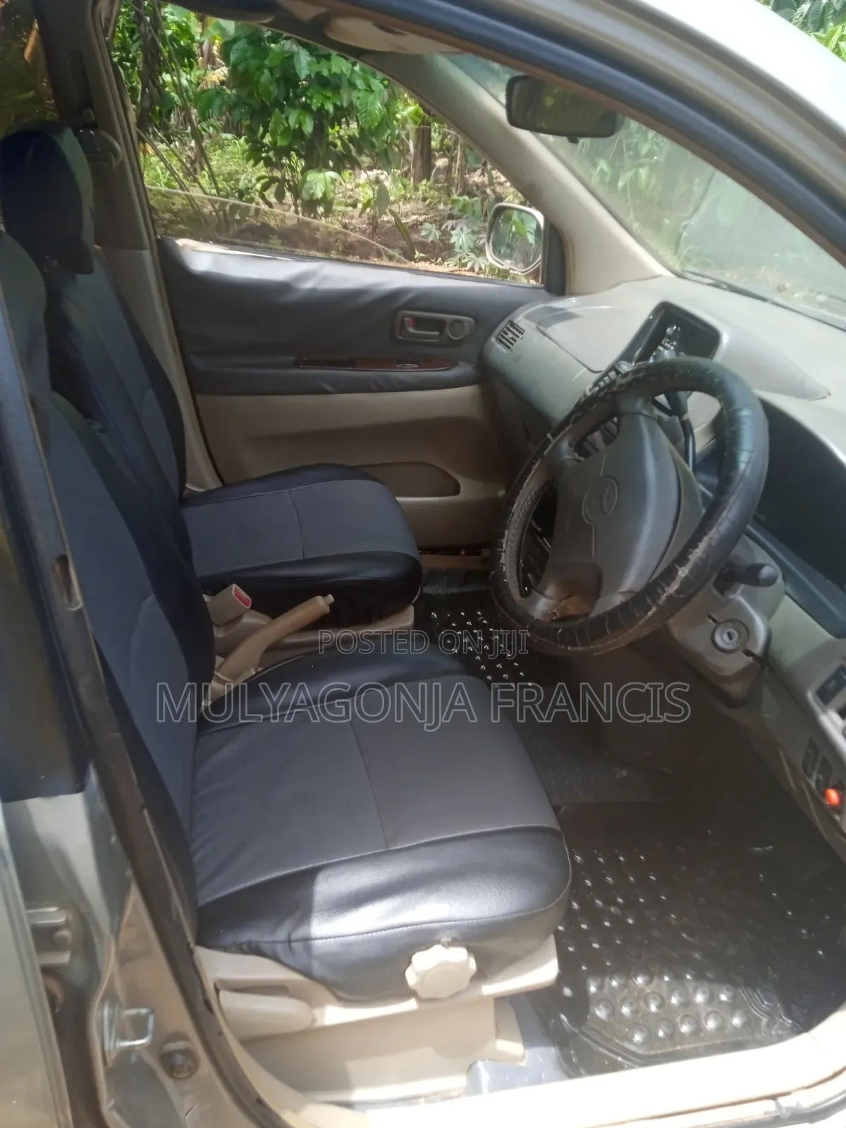 Toyota Gaia 2002 Silver