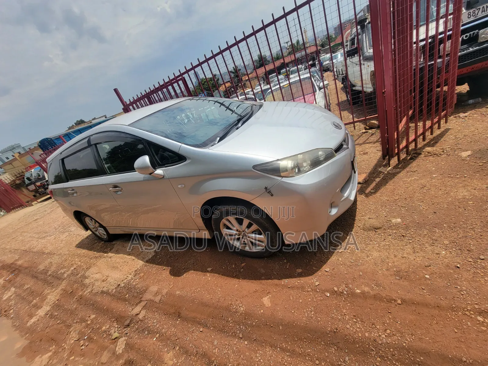 Toyota Wish 2011 Silver