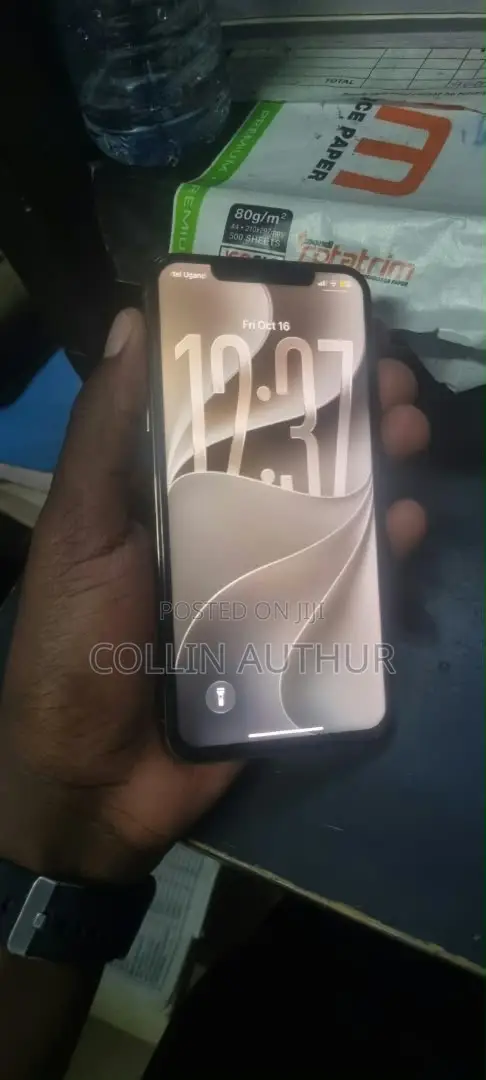 Apple iPhone 11 Pro Max 64 GB Gold