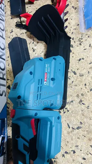 Cordless Hedge Trimmer