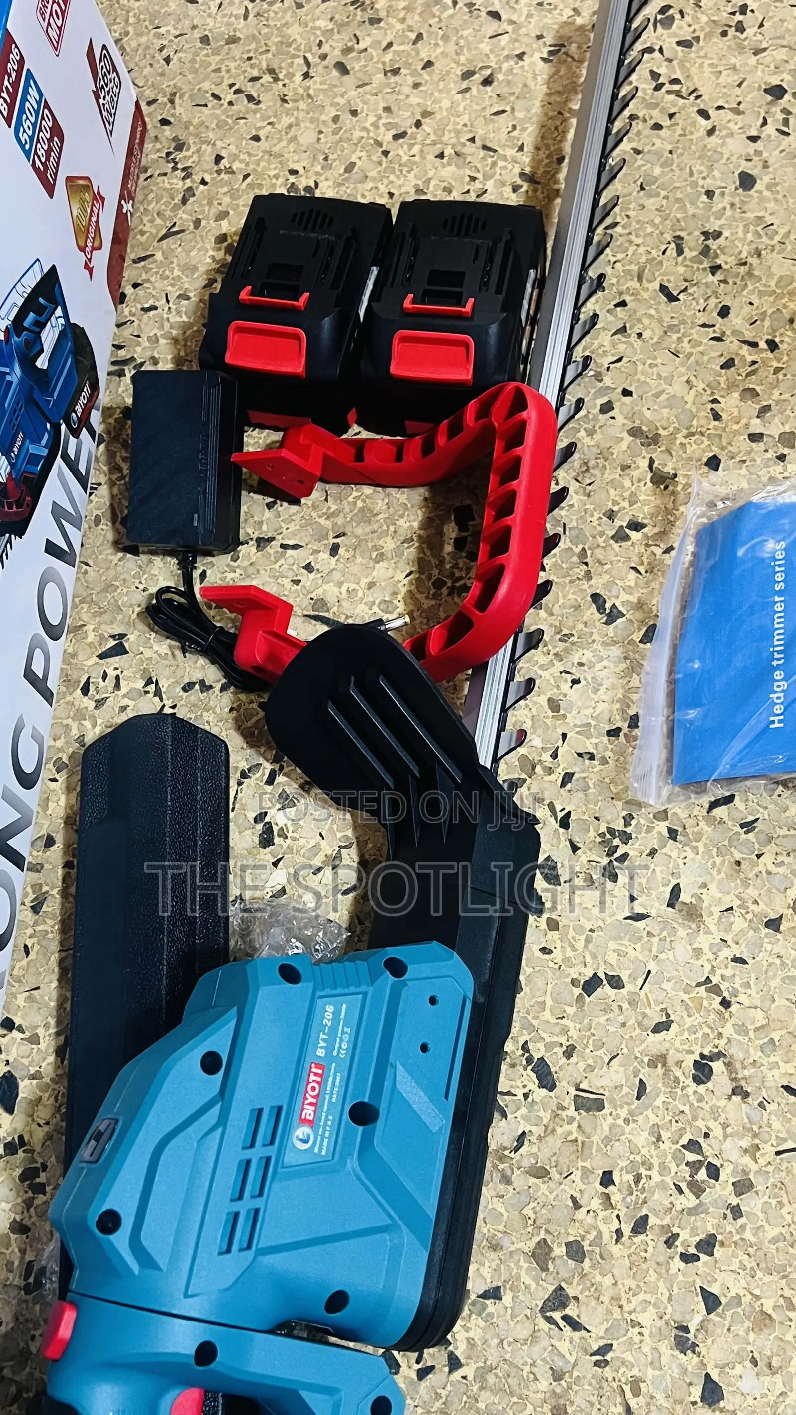 Cordless Hedge Trimmer