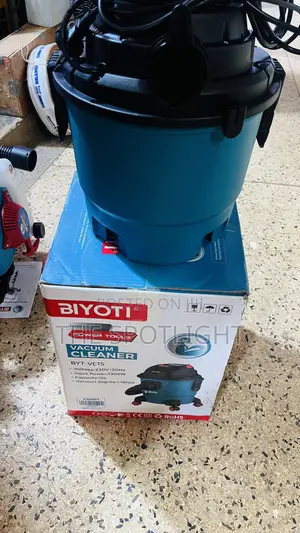 Wet and Dry Vacuum Cleaner