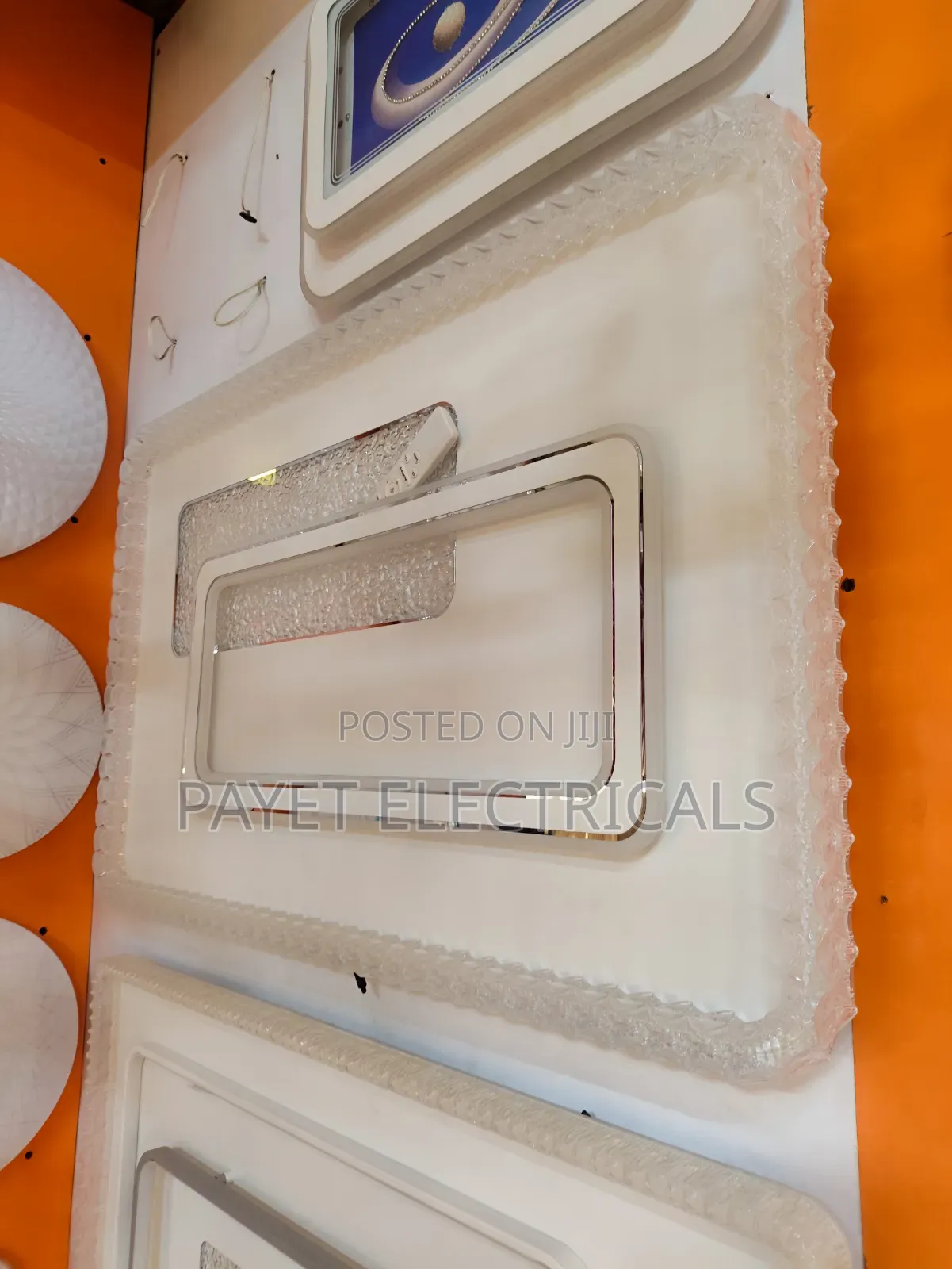 Wide Centre Ceiling LED Light With Deamable Light and Remote