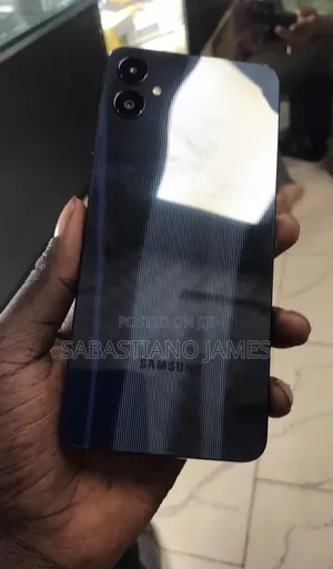 Samsung Galaxy A05 64 GB Black