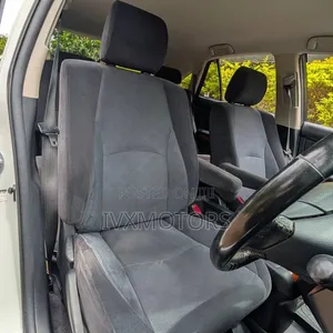 Toyota Harrier 2.4 2011 White