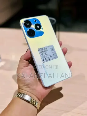 New Tecno Spark 10 Pro 256 GB Silver
