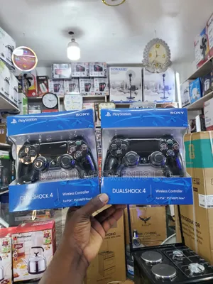 Black Dual Shock 4 Pads