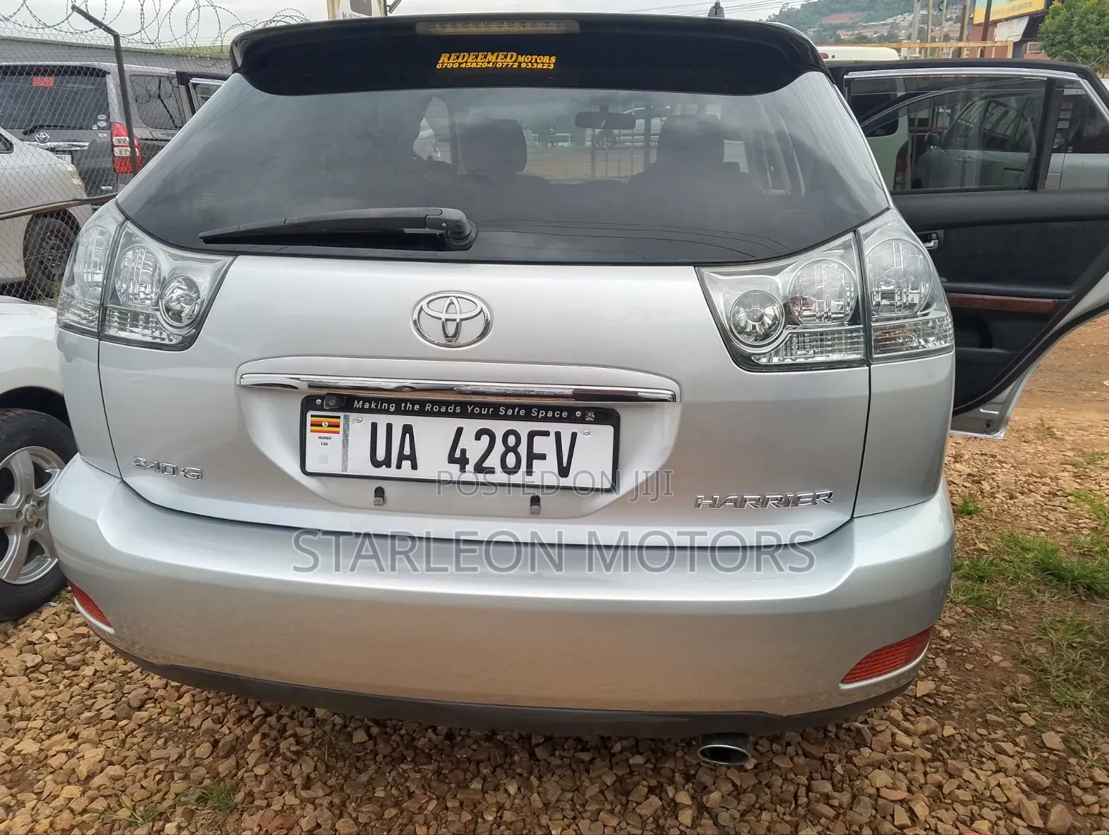 Toyota Harrier 2.4 2012 Silver