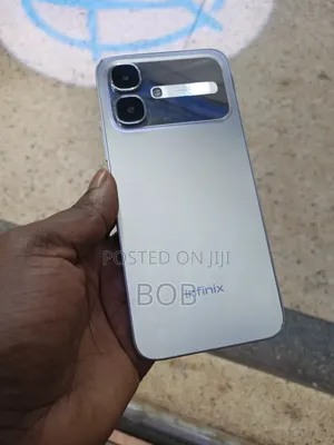Infinix Smart 20 64 GB Silver