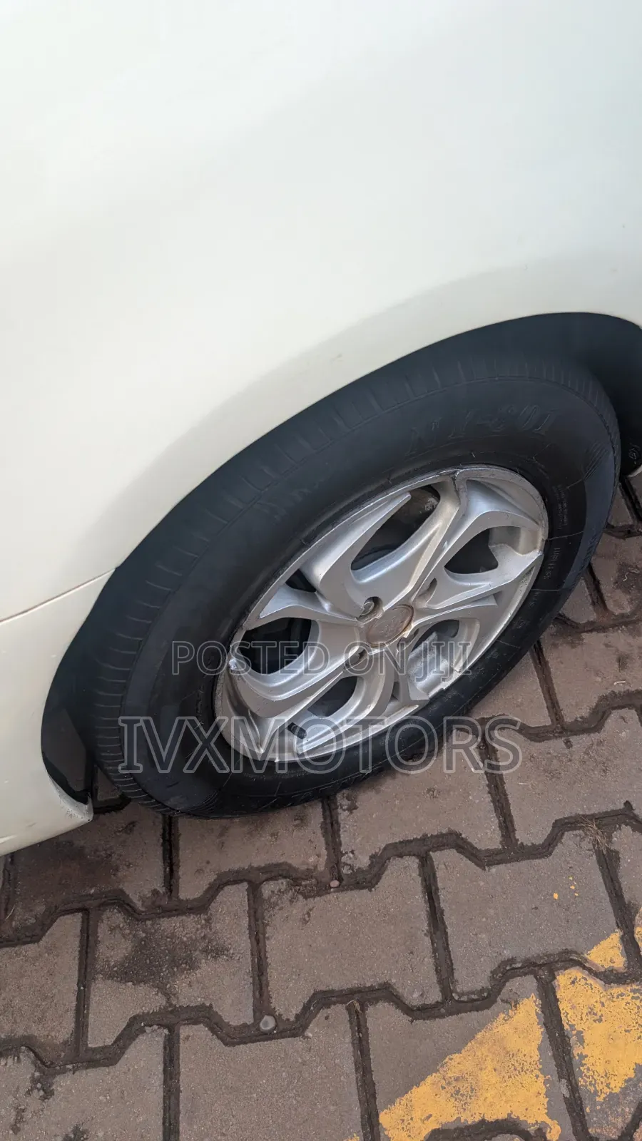 Toyota Raum 1.5 AWD 2001 Beige