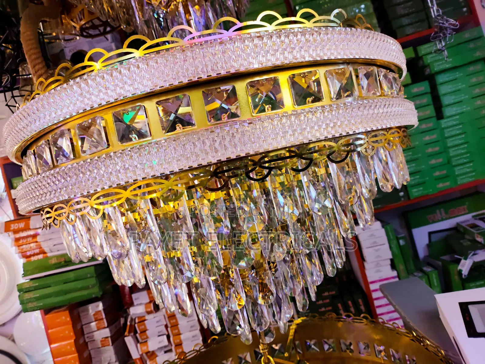 LED Chandelier Light With 3colourd LED Light