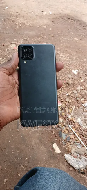Samsung Galaxy A12 64 GB Black