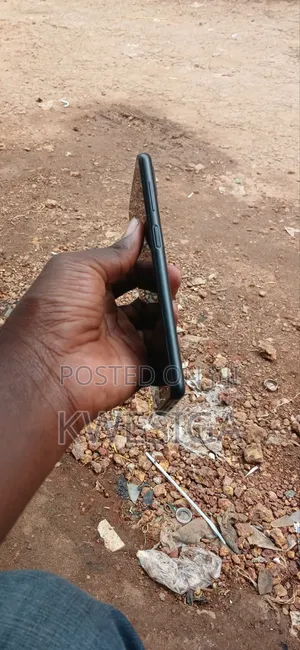 Samsung Galaxy A12 64 GB Black