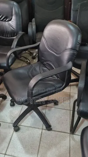 Short Back Seats for Office