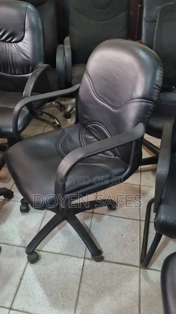 Short Back Seats for Office