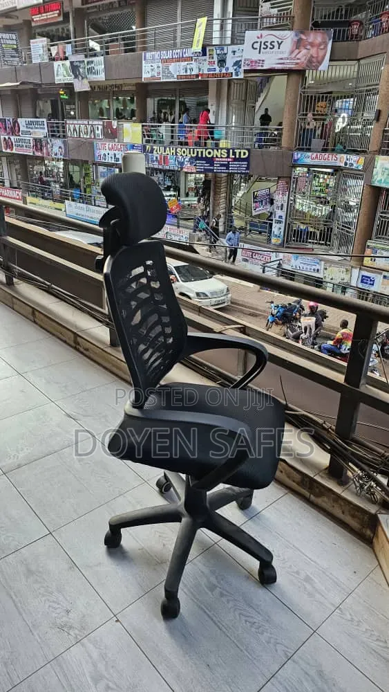 Mesh Office Chairs With Headrest