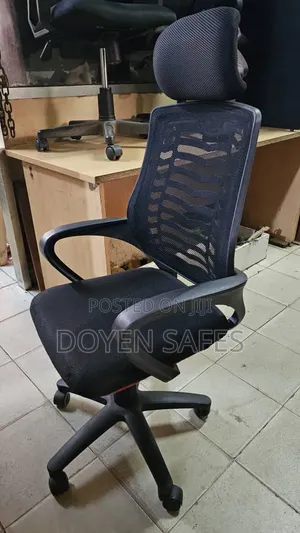 Refurbished Office Seats