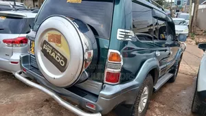 Toyota Land Cruiser Prado 2004 Green