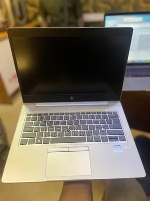 Laptop HP EliteBook 830 G6 8GB Intel Core i5 SSD 256GB