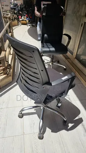 Mesh Low Back Office Seats-Refurbished
