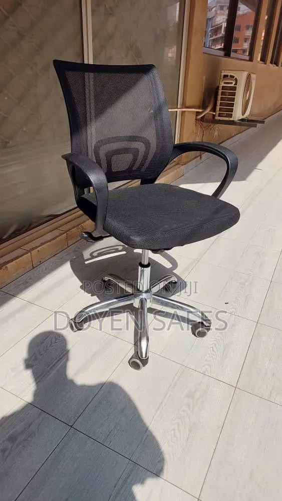 Refurbished Mesh Chair