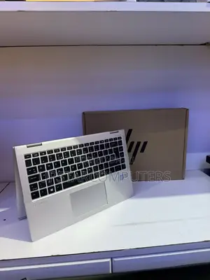 Laptop HP EliteBook 1030 16GB Intel Core i5 SSHD+SSD 512GB