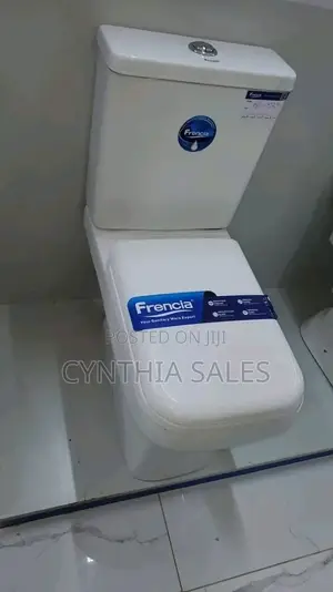 Complete Toilet With Good Quality With All Accessories