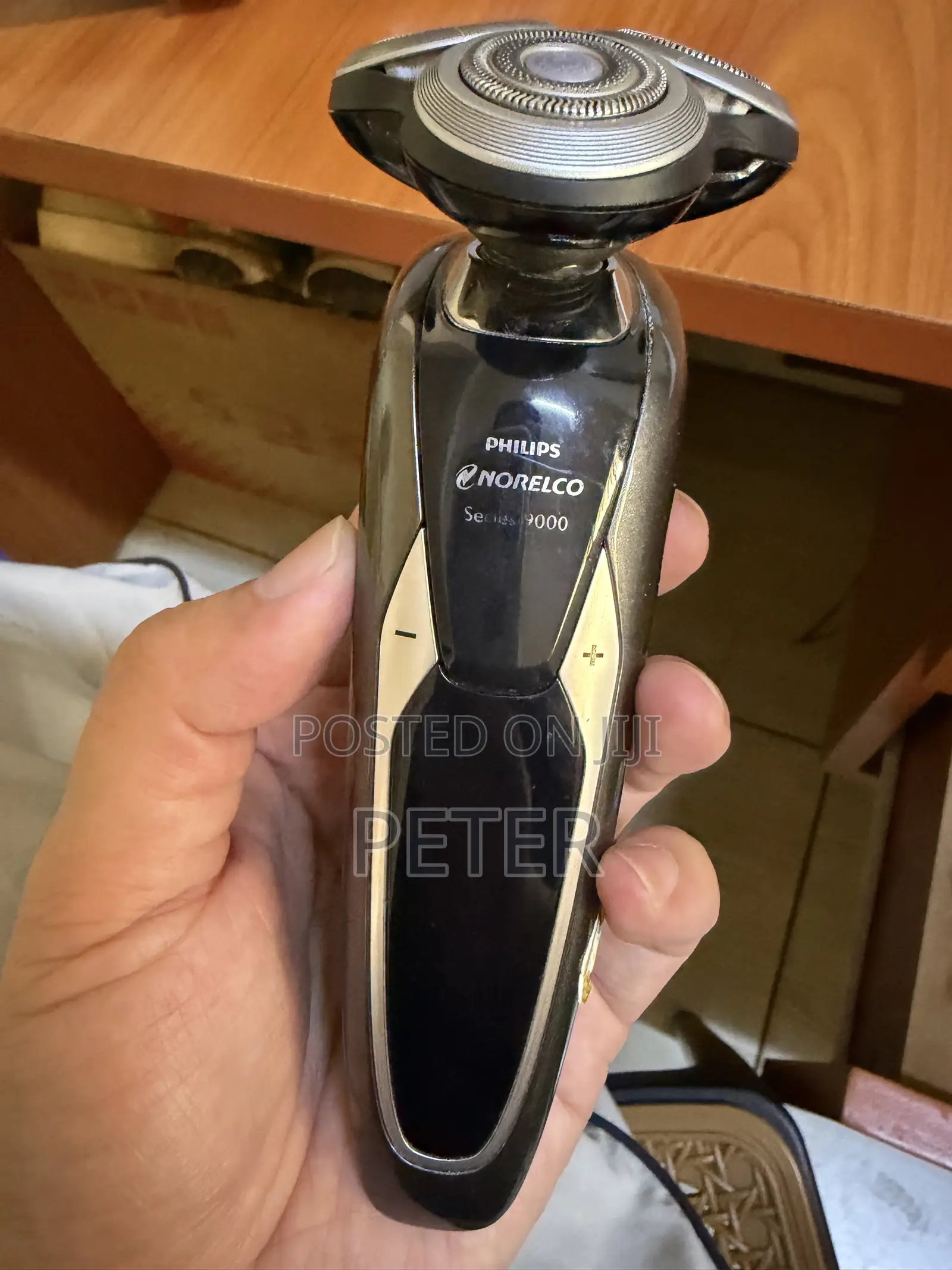 Philips Norelco Series 9000 Electric Shaver for Sale