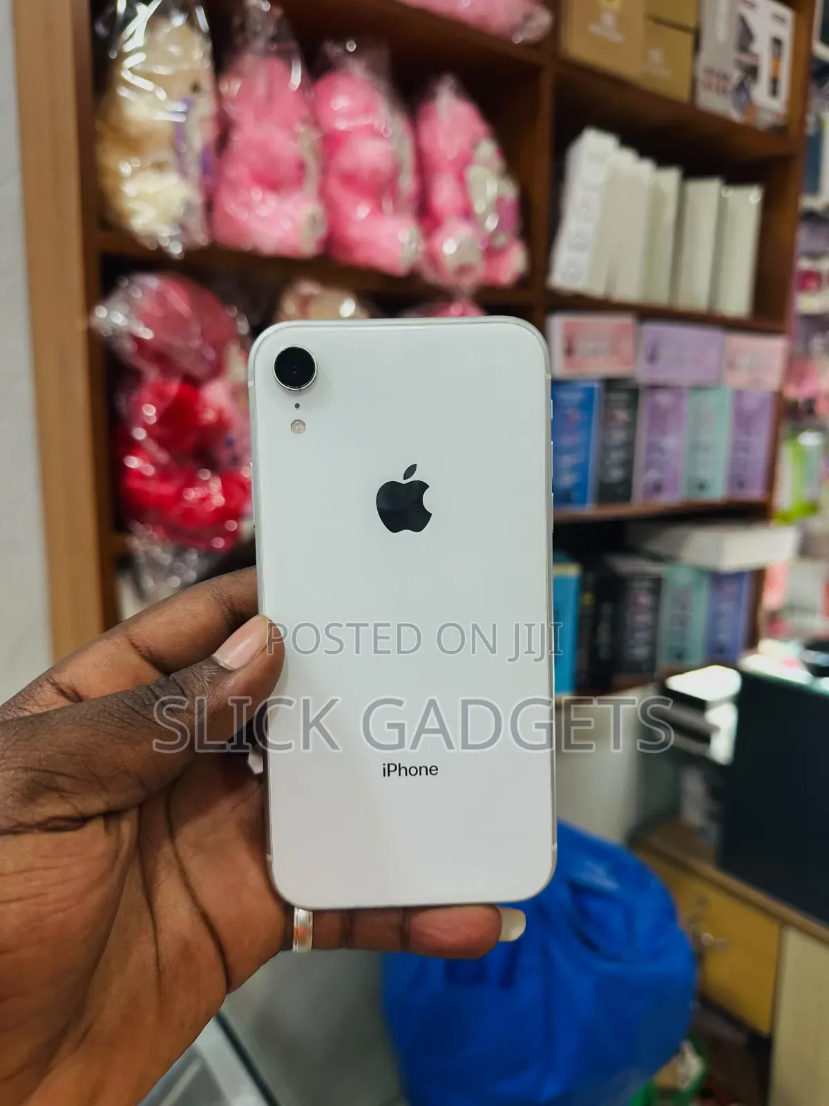 Apple iPhone XR 64 GB White