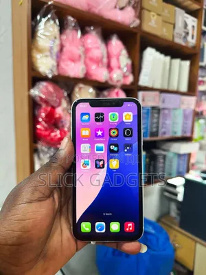 Apple iPhone XR 64 GB White