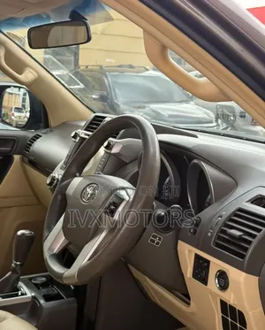 Toyota Land Cruiser Prado 2.7 2017 Beige