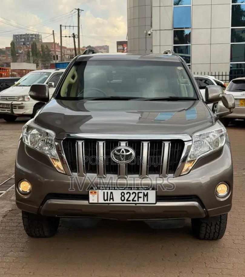 Toyota Land Cruiser Prado 2.7 2017 Beige