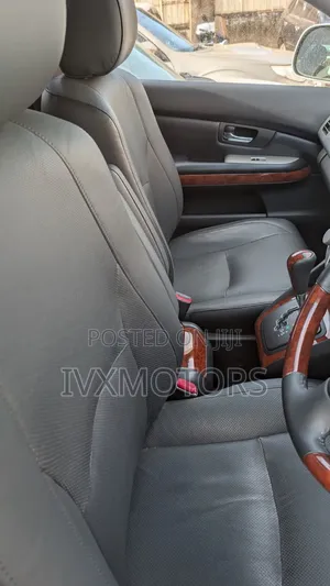 Toyota Harrier 2.4 2012 Silver
