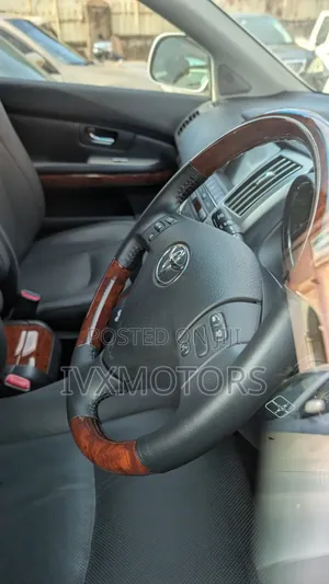 Toyota Harrier 2.4 2012 Silver
