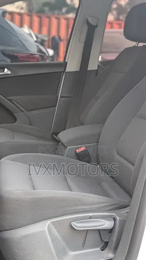 Volkswagen Tiguan 2.0 S 2009 White