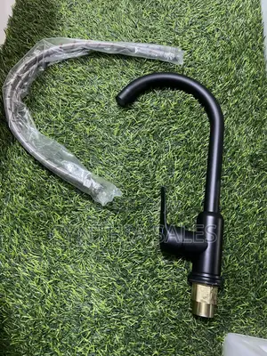 Kitchen Mixer Tap With Good Quality ( Black and Sliver)