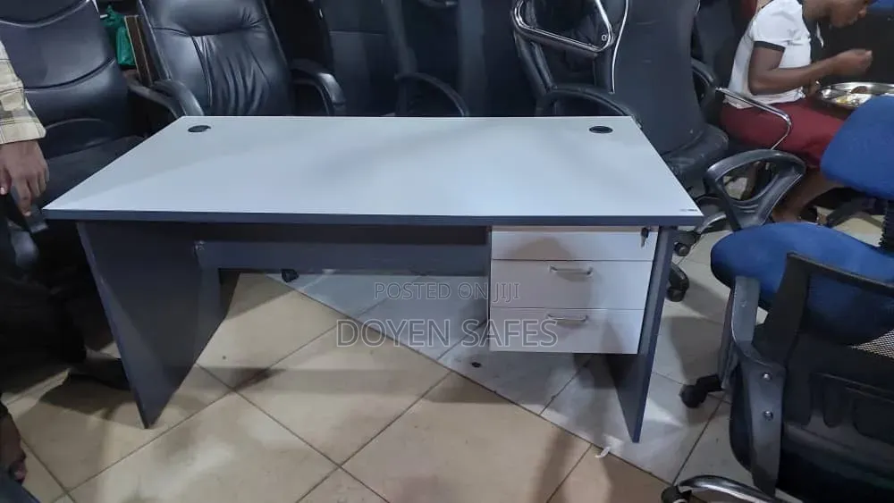 Office Table Light Grey 140cm