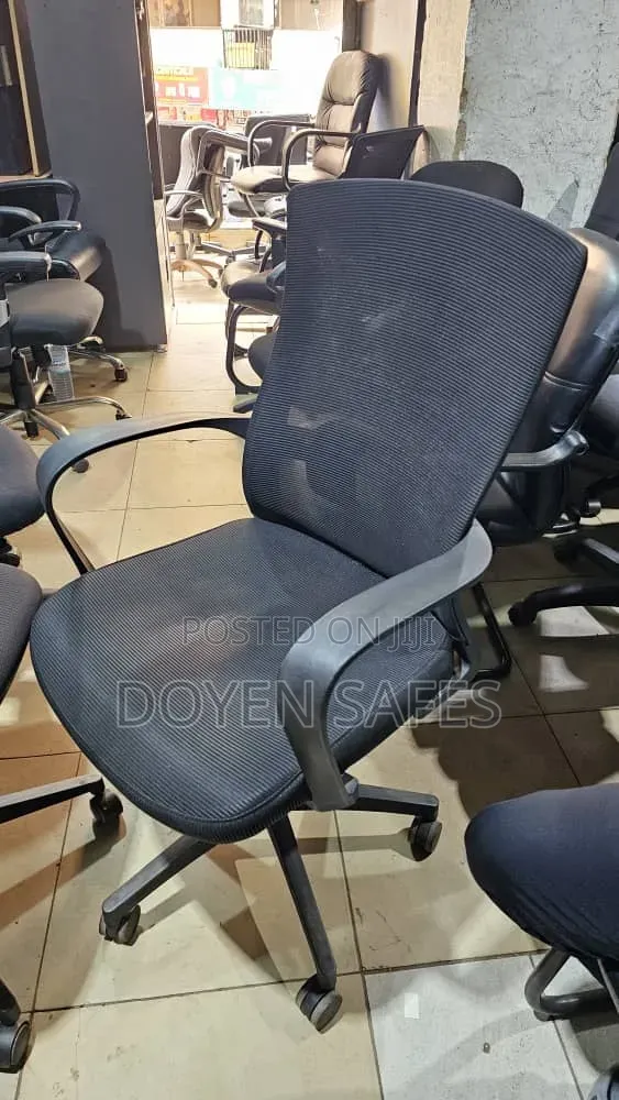Mesh Swivel Office Chair