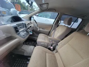 Toyota Raum 2010 White