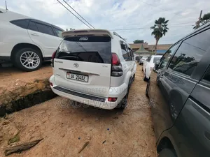 Toyota Land Cruiser Prado 2013 White