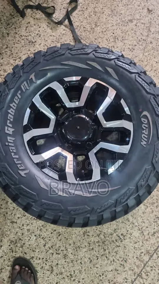 Sliver Black Hard Top Wheels  Size 16