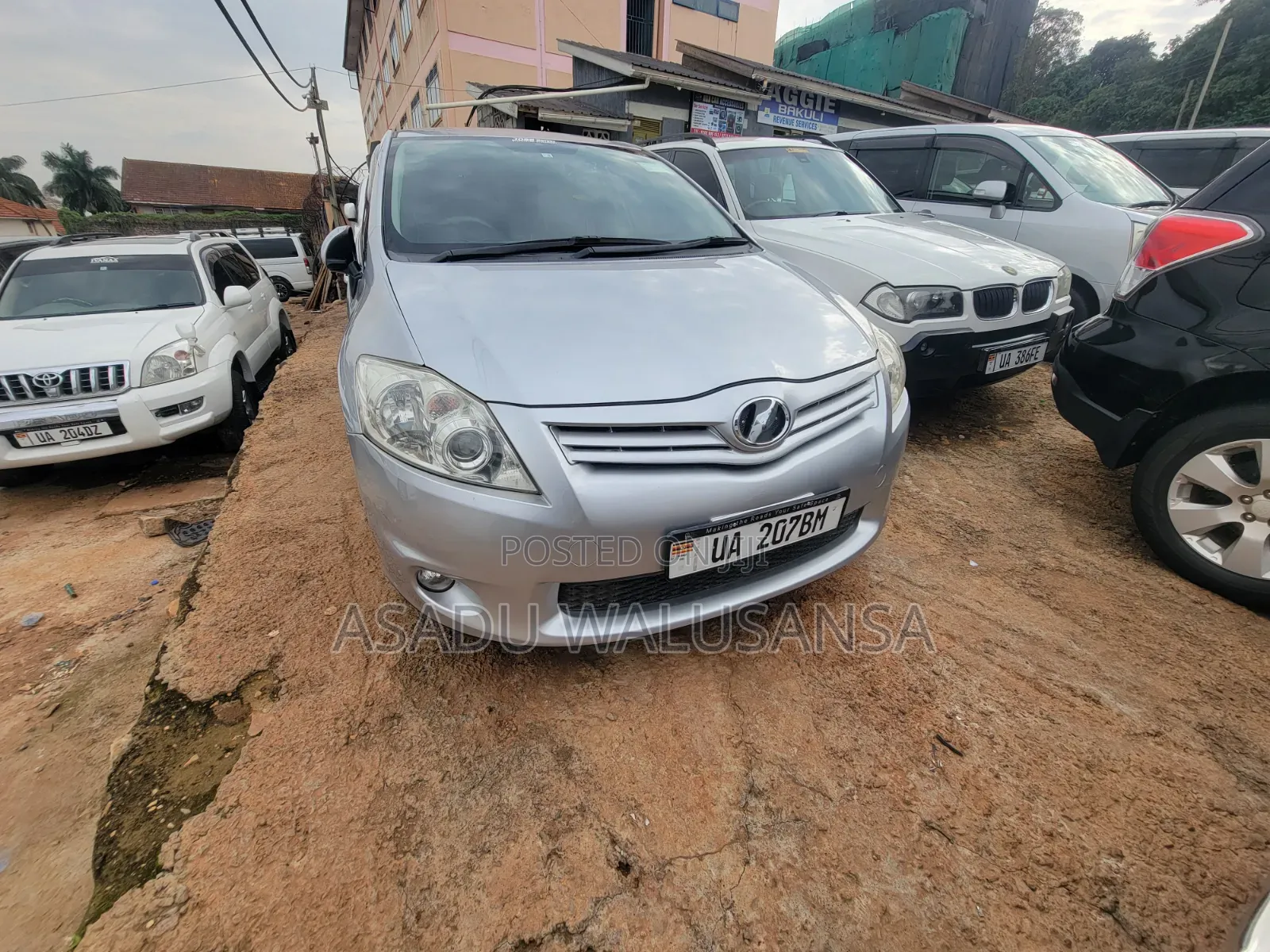Toyota Auris 2010 Silver