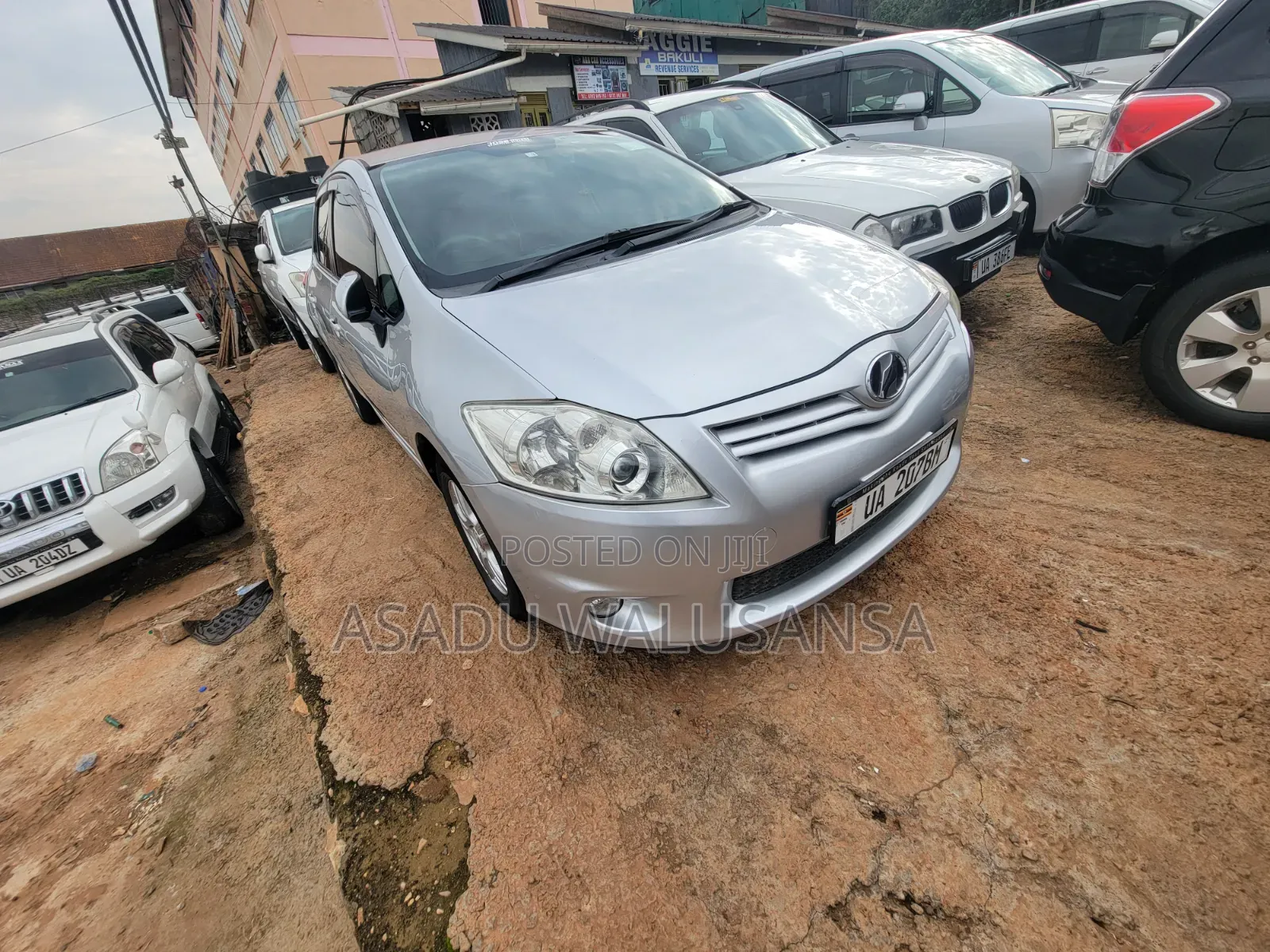 Toyota Auris 2010 Silver