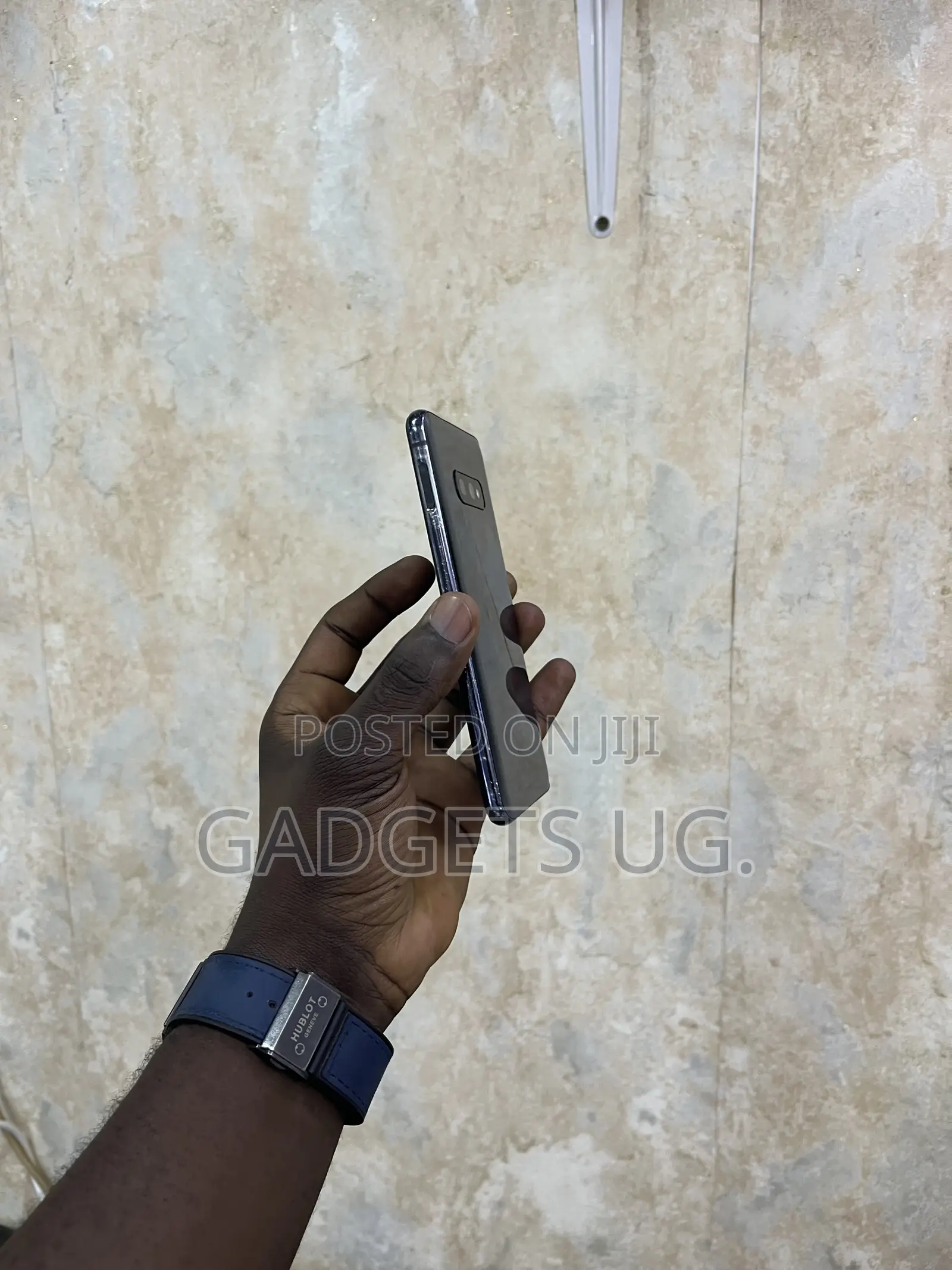 Samsung Galaxy S10e 128 GB Black