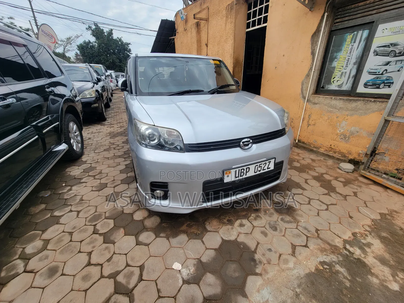 Toyota Corolla Rumion 2010 Silver