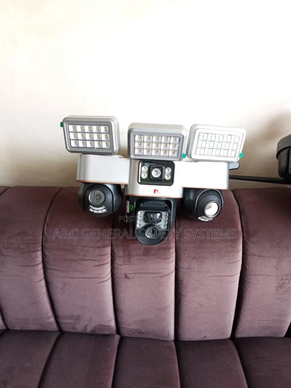Solar Camera PTZ 4G Wifi Vantage Brilliant 4K Sharp Viewing Longrange