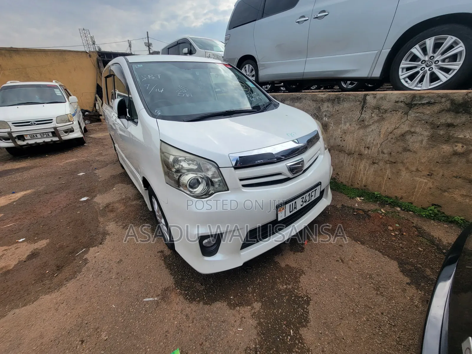 Toyota Harrier 2012 White