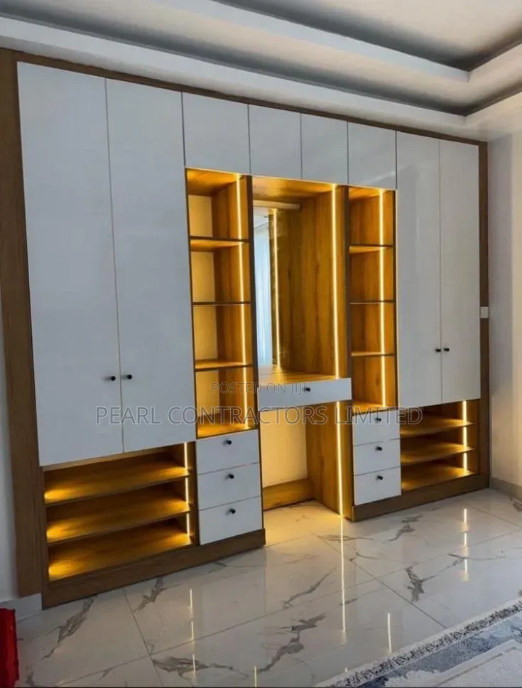 Wardrobes/Glassed Modern Smart Wardrobes 975,000/- Per Running Meter